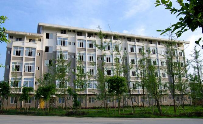 桂林理工大學博文管理學院是幾本怎么樣？公辦還是民辦？學費和環境如何？