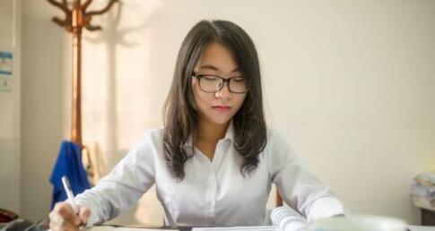 桂電許濤哪里人？桂電許濤簡(jiǎn)歷，許濤父親是機(jī)械專(zhuān)家嗎？